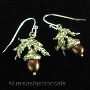 （画像用） マイケルミショー ピアス 真珠のどんぐり