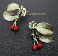 （画像用） Michaud ピアス チェリー