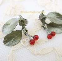 （画像用） Michaud ピアス チェリー