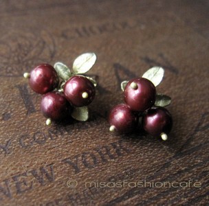 （画像用） マイケルミショー ピアス 真珠のクランベリー