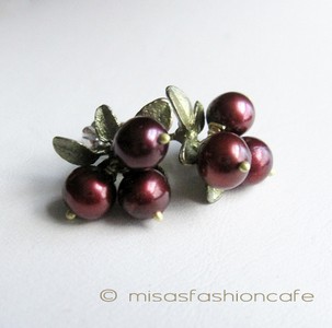 （画像用） マイケルミショー ピアス 真珠のクランベリー