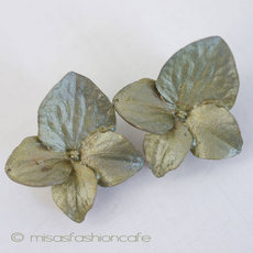 （画像用） Michaud イヤリング 　紫陽花 あじさい
