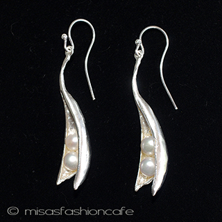 （画像用） 真珠　さやえんどう豆　 ピアス　または　クリップ