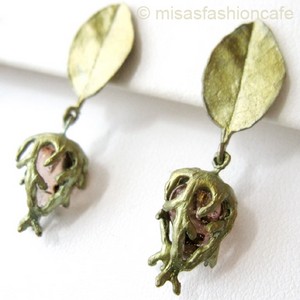 （画像用） Michaud ピアス バラのつぼみ