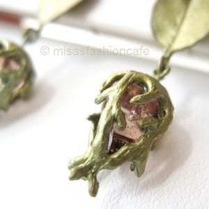 （画像用） Michaud ピアス バラのつぼみ