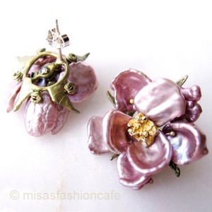 （画像用） Michaud ピアス 真珠・ケシパールのローズ