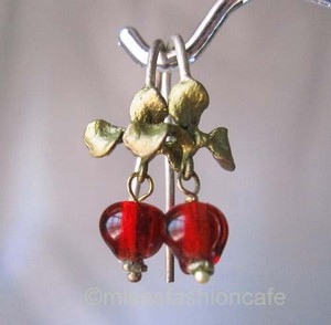 （画像用） マイケルミショー ピアス Tree of life