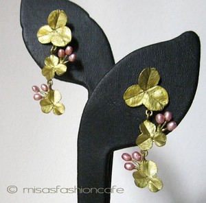 （画像用） Michaud ピアス　再販！ 　真珠　クローバー