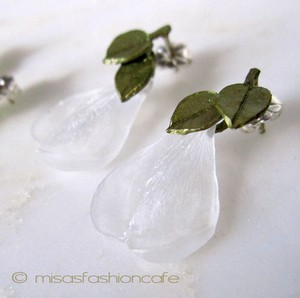 （画像用） マイケルミショー ピアス 　ローズの花びら（ホワイト）