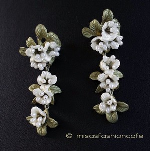 （画像用） マイケルミショー　ピアス 再販!　真珠小花ブーケ