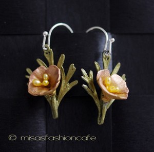 （画像用） マイケルミショー ピアス 予約 真珠ポピーの花