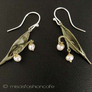 （画像用） ピアス　または　クリップ 真珠すずらん　再販！