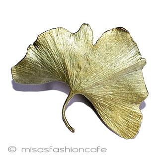 （画像用） マイケルミショー　 イチョウの葉ブローチ