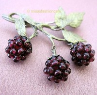 （画像用） Michaudブローチ　再販！ ガーネットのラズベリー