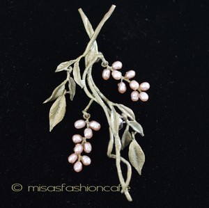 （画像用） マイケルミショー ブローチ 　真珠　藤の花