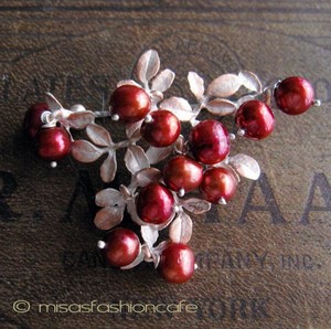 （画像用） マイケルミショー ブローチ 　クランベリー　銀製