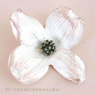 （画像用） マイケル　ミショー　再販！ ハナミズキの花ブローチ
