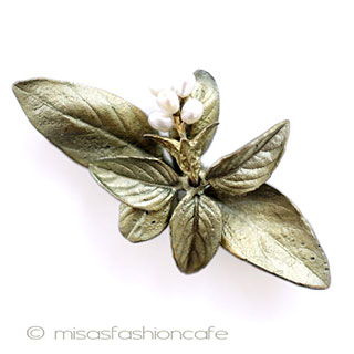 （画像用） Michaudブローチ　再販！ 真珠　ハーブ：バジル