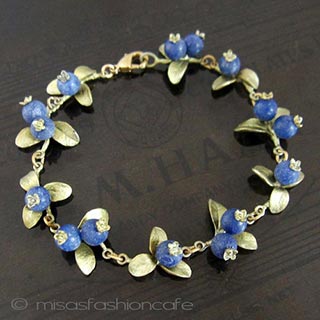 （画像用） マイケルミショー　ブレス ラピスのブルーベリー