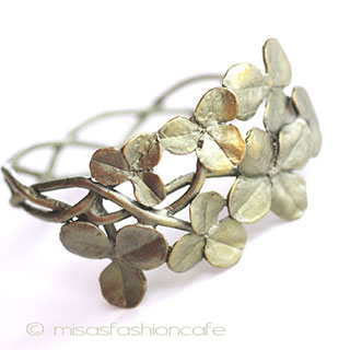 （画像用） マイケルミショー　再販！ 幸運のクローバーバングル