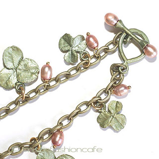 （画像用） マイケルミショー　ブレス 真珠・幸運のクローバー　