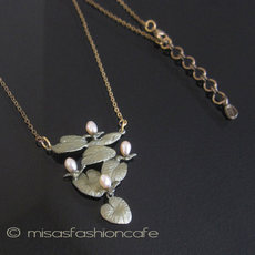 （画像用） Michaud ネックレス 　真珠 睡蓮の花