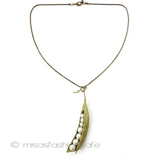 （画像用） マイケルミショー　真珠 さやえんどう豆ネックレス