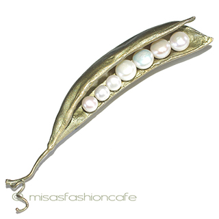 （画像用） マイケルミショー ブローチ ７真珠のさやえんどう豆