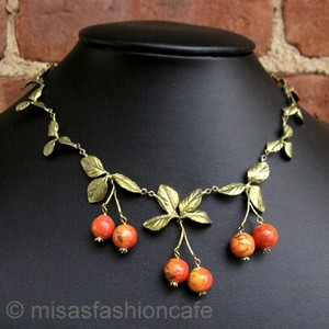 （画像用） マイケルミショー ネックレス 天然珊瑚のりんご