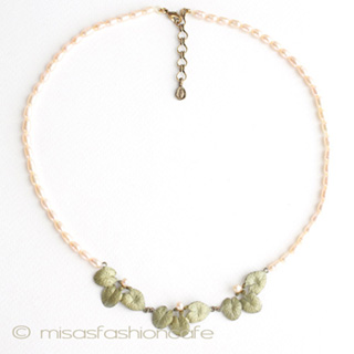 （画像用） マイケルミショー　再販 真珠の睡蓮ネックレス