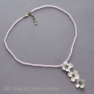 （画像用） Michaud ネックレス ハナミズキのお花