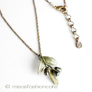 （画像用） マイケルミショー 　真珠のオリーブ