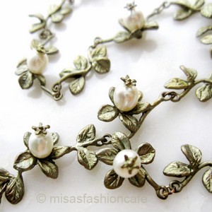 （画像用） Michaud ネックレス Quinceフラワー