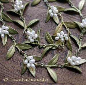 （画像用） マイケルミショー ネックレス 　真珠　フローラル