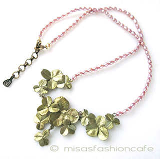 （画像用） マイケルミショー 真珠のクローバー