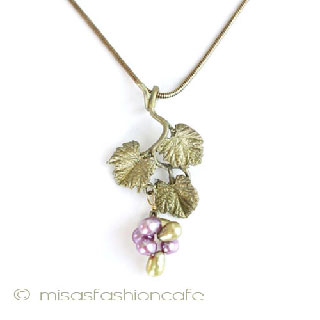 （画像用） マイケル ミショー 真珠の葡萄ネックレス 　