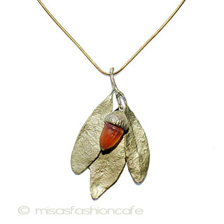 （画像用） マイケル・ミショー どんぐり　ネックレス