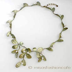 （画像用） Michaud ネックレス ボックスウッド　真珠