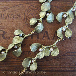 （画像用） Michaud ネックレス 真珠のヤドリギ