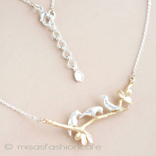 （画像用） マイケルミショー 鳥と小枝　ネックレス