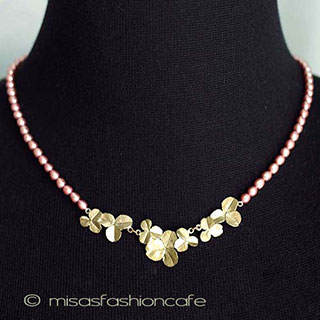 （画像用） マイケルミショー・ネックレス 真珠　幸運のクローバー