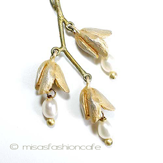 （画像用） マイケルミショーネックレス 真珠　アーモンドの花