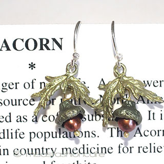 （画像用） ピアス　または　クリップ 真珠のドングリ　再販！