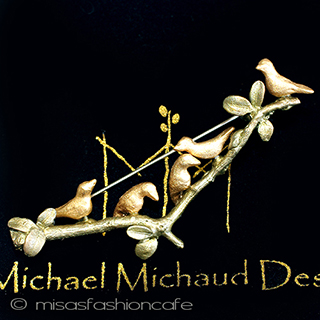 （画像用） マイケルミショーブローチ 24Kgp　金の鳥と小枝