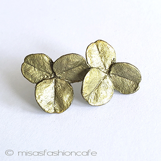 （画像用） マイケルミショー三つ葉 クローバー・ピアス