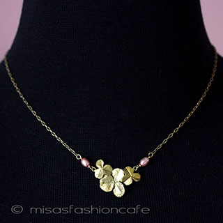 （画像用） マイケルミショー　 クローバー　三つ葉