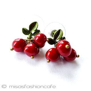 （画像用） 真珠ベリー　ピアス パールのクランベリー