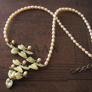 （画像用） マイケルミショー ネックレス 真珠・睡蓮の花