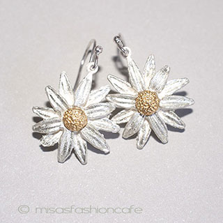 （画像用） ピアス　または　クリップ デイジーのお花　再販