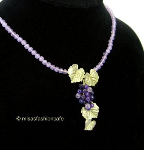 （画像用） Michaud ネックレス 葡萄